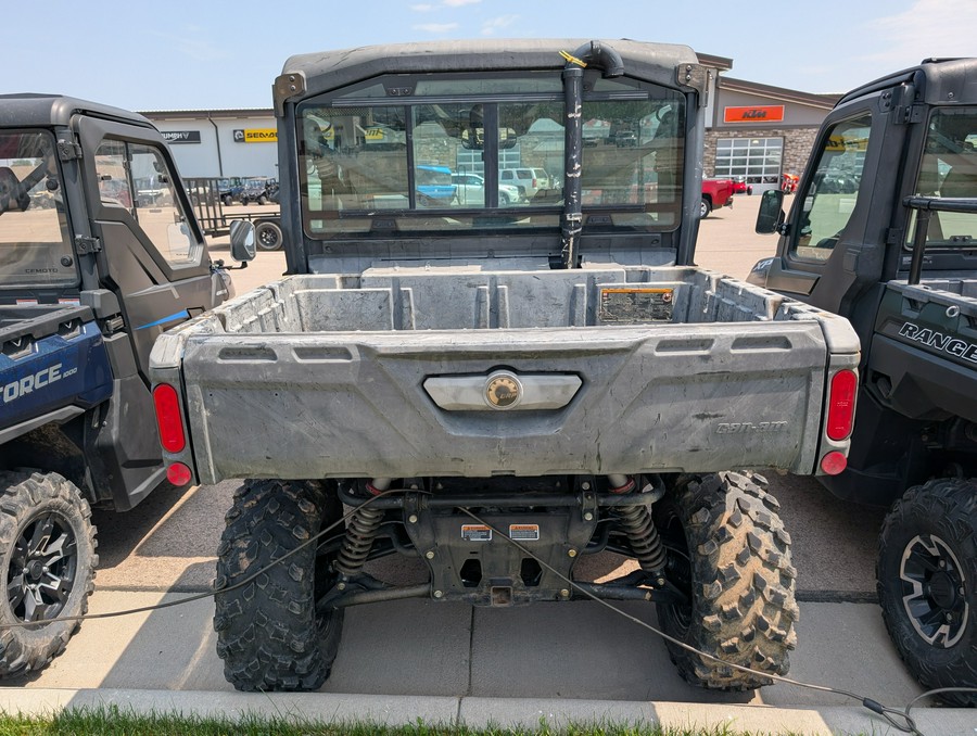 2019 Can-Am Defender XT CAB HD10
