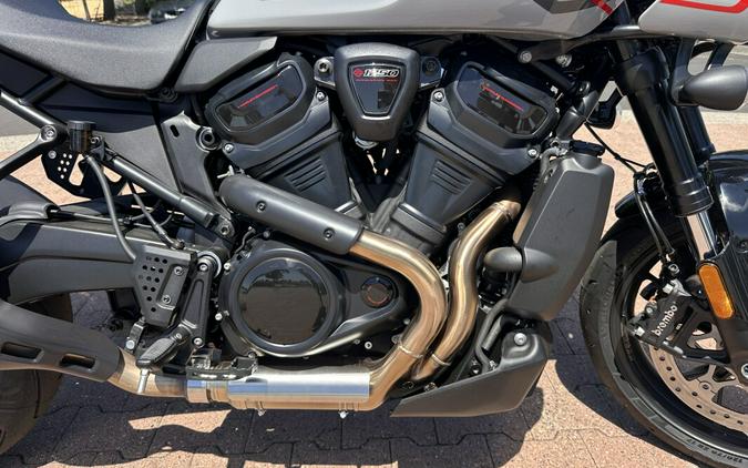 RA1250ST 2025 Pan America® 1250 ST