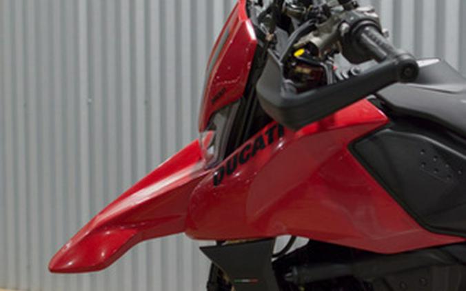 2025 Ducati Hypermotard 698 Mono Ducati Red 698 Mono RVE Graffiti