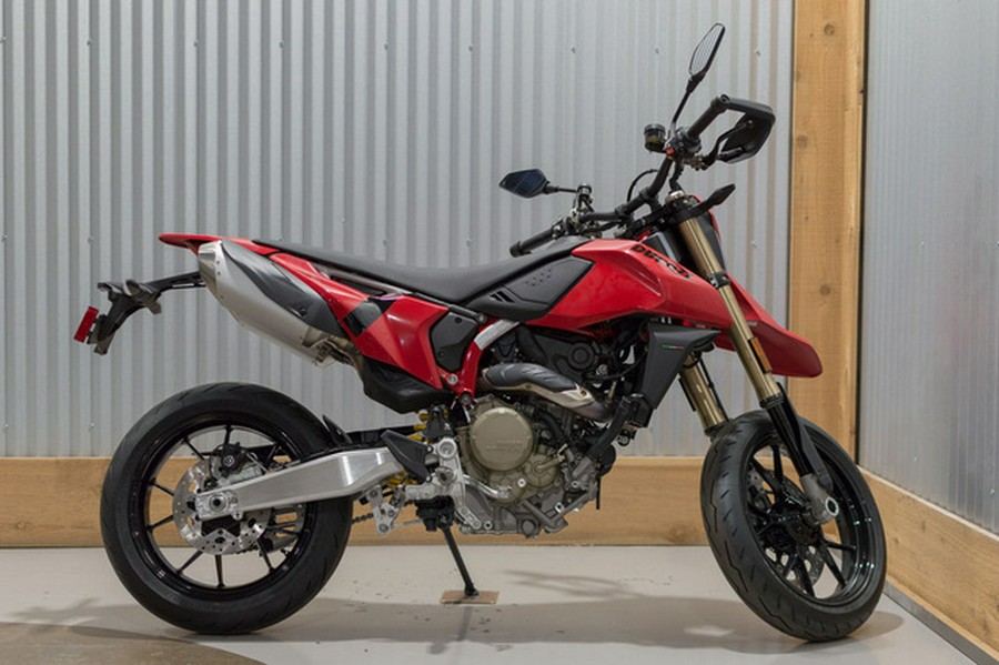 2025 Ducati Hypermotard 698 Mono Ducati Red 698 Mono RVE Graffiti