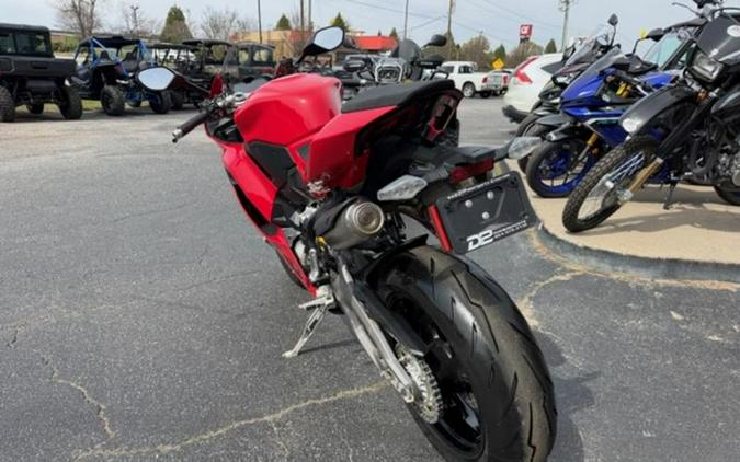 2025 Ducati Panigale V2