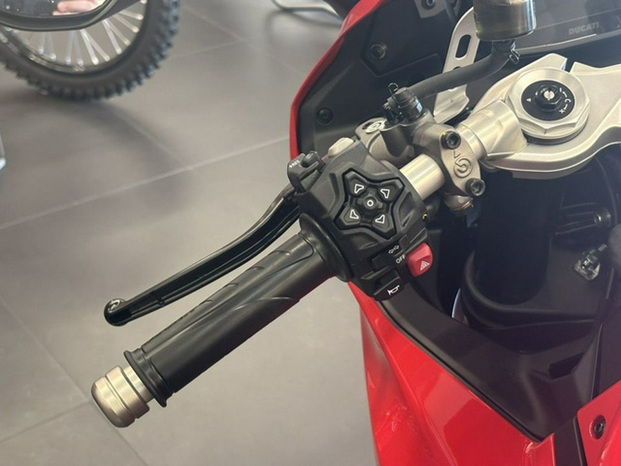 2026 Ducati Panigale V2