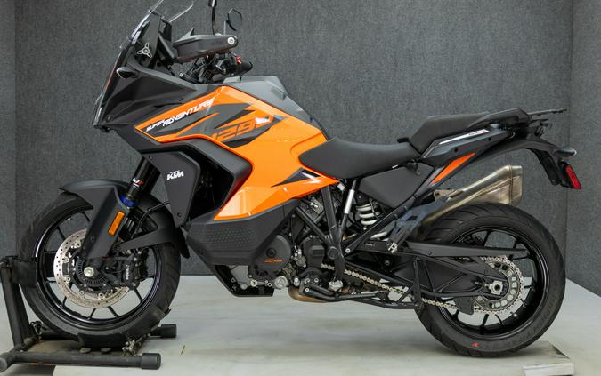 2023 KTM 1290 SUPER ADVENTURE S W/ABS