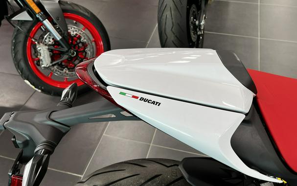 2024 Ducati Monster