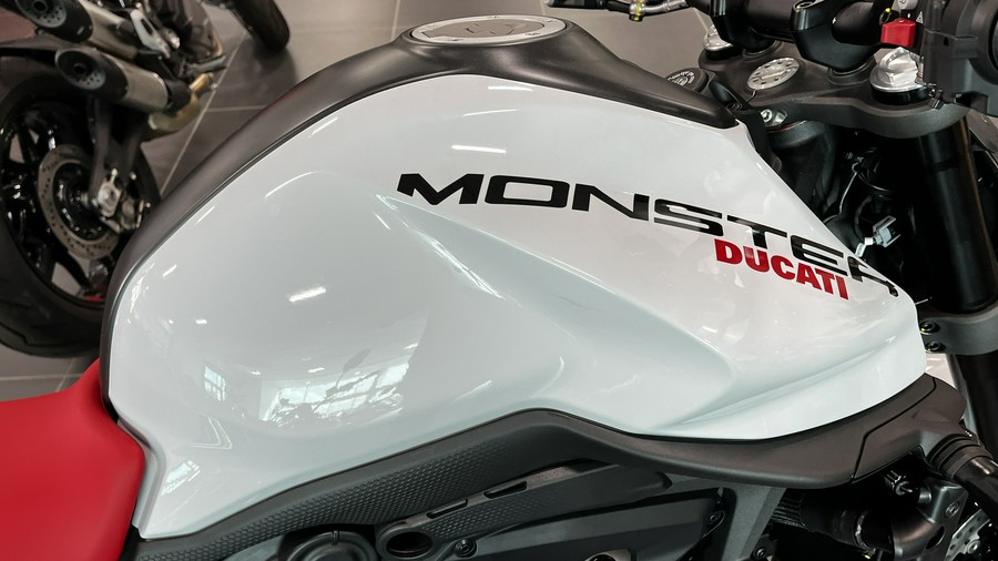 2024 Ducati Monster