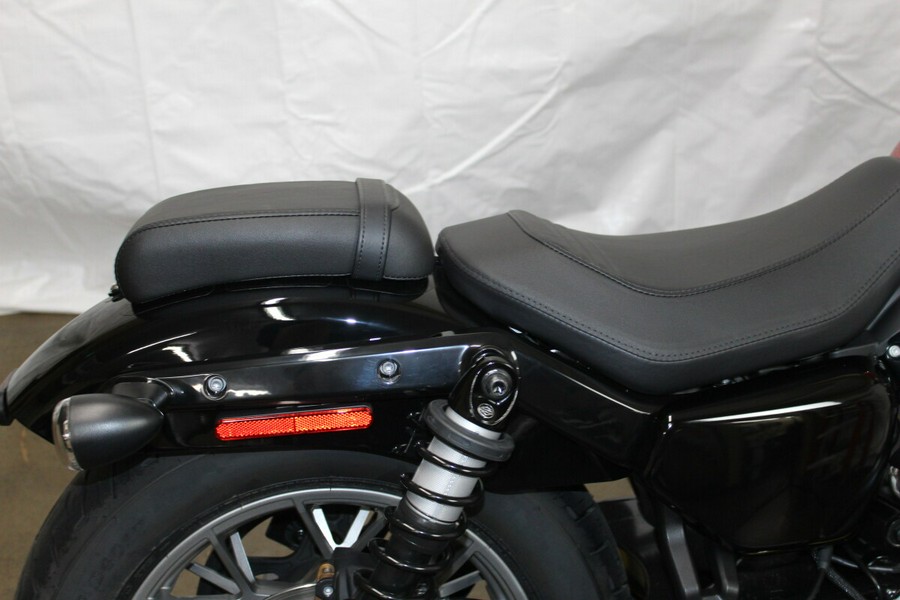 Harley-Davidson® Nightster™ Special 2025 RH975S 84658471 WHISKEY FIRE