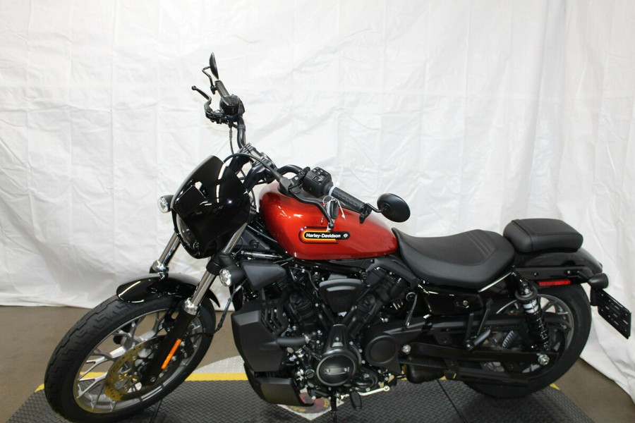 Harley-Davidson® Nightster™ Special 2025 RH975S 84658471 WHISKEY FIRE