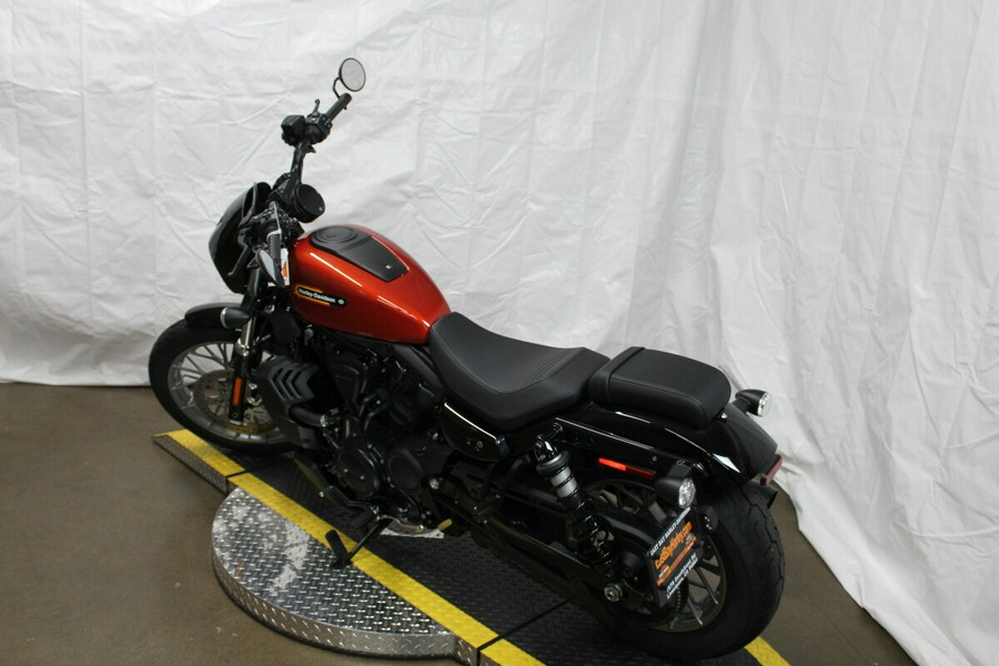 Harley-Davidson® Nightster™ Special 2025 RH975S 84658471 WHISKEY FIRE