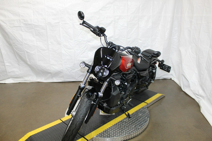 Harley-Davidson® Nightster™ Special 2025 RH975S 84658471 WHISKEY FIRE