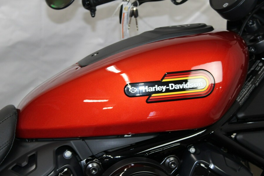 Harley-Davidson® Nightster™ Special 2025 RH975S 84658471 WHISKEY FIRE