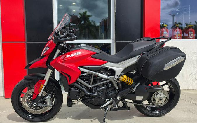 2016 Ducati Hypermotard 939 Red