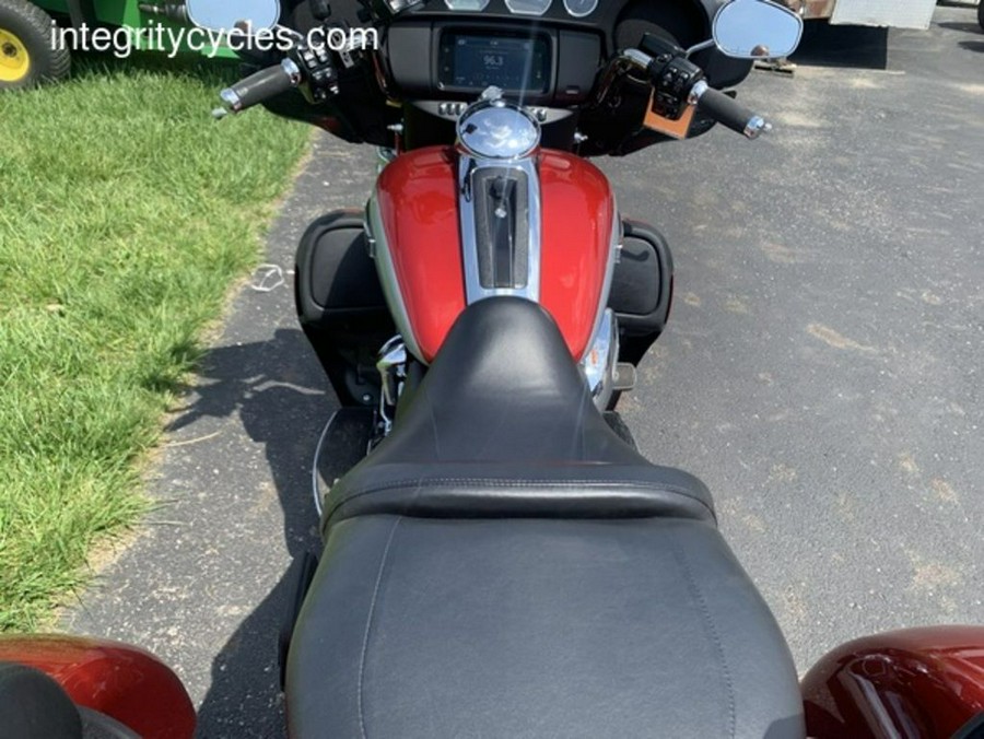 2019 Harley-Davidson® FLHTCUTG - Tri Glide® Ultra
