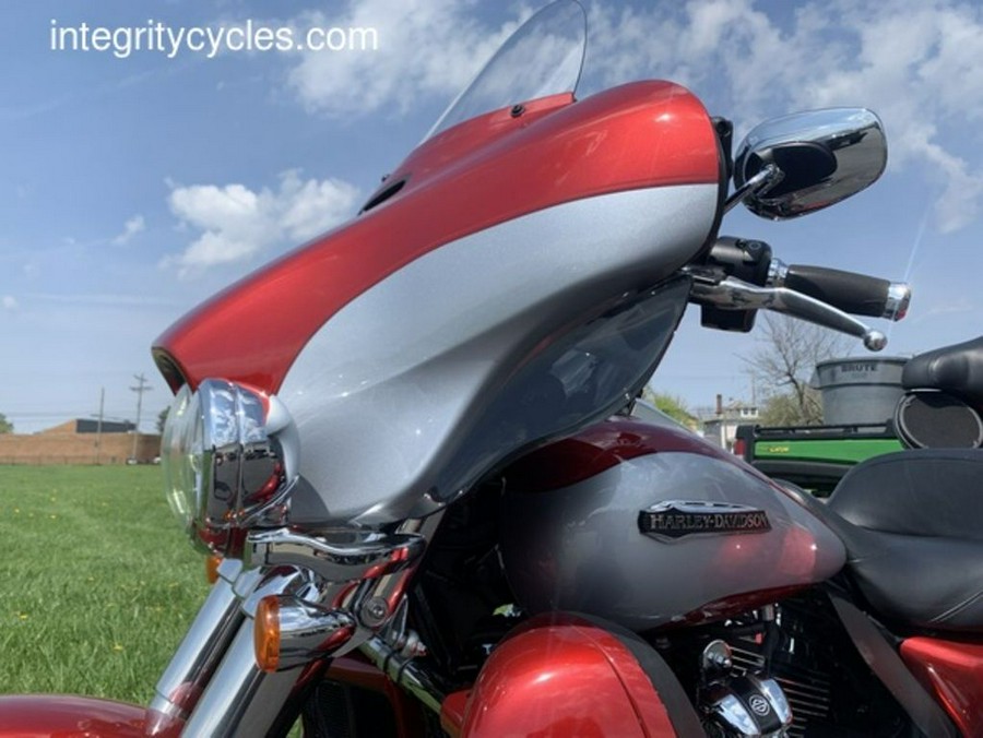 2019 Harley-Davidson® FLHTCUTG - Tri Glide® Ultra