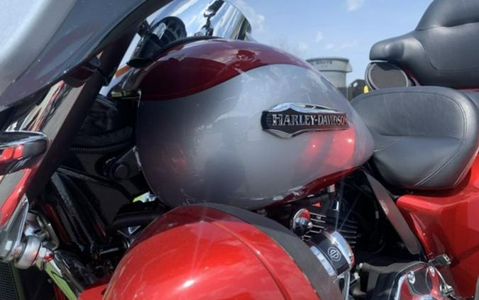 2019 Harley-Davidson® FLHTCUTG - Tri Glide® Ultra