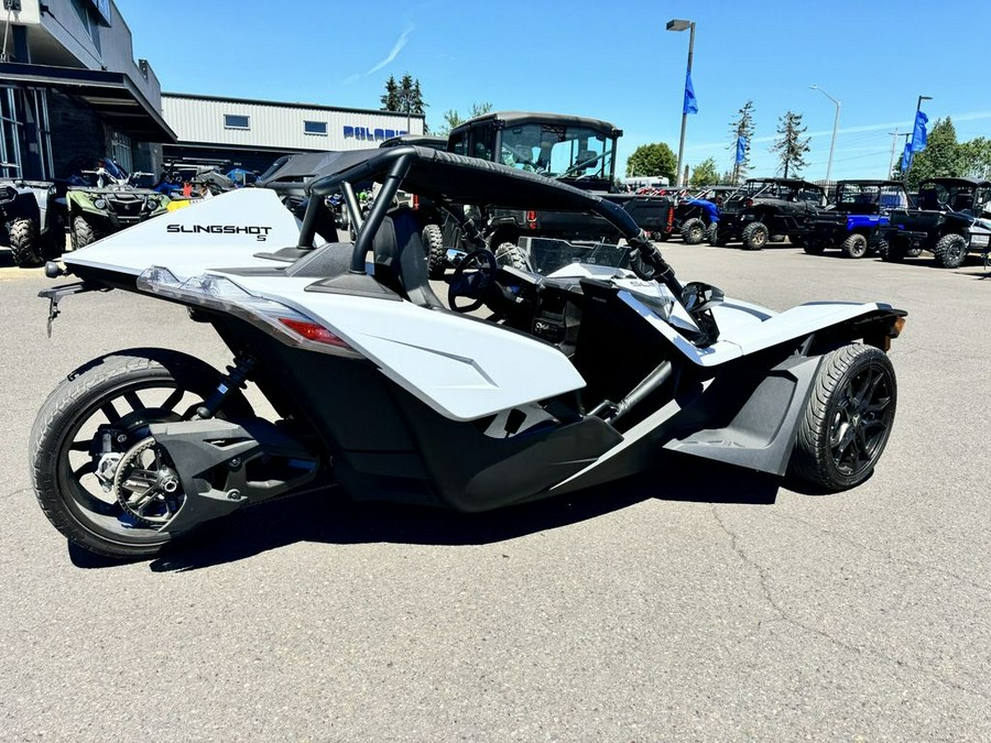 2023 Polaris Slingshot® Slingshot® S Manual