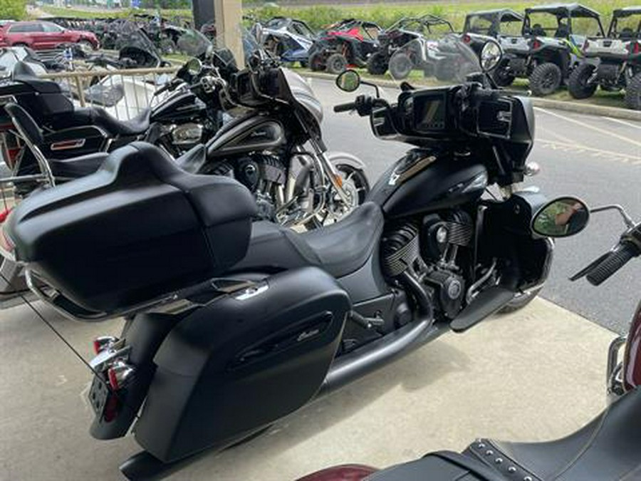 2020 Indian Motorcycle Roadmaster® Dark Horse®