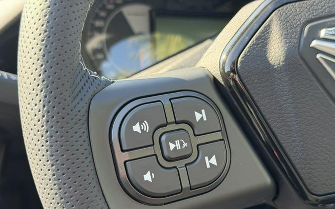 2026 Polaris Slingshot R Manual