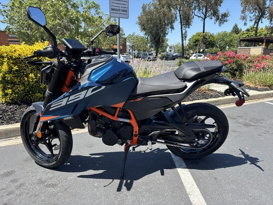 2026 KTM 390 Duke