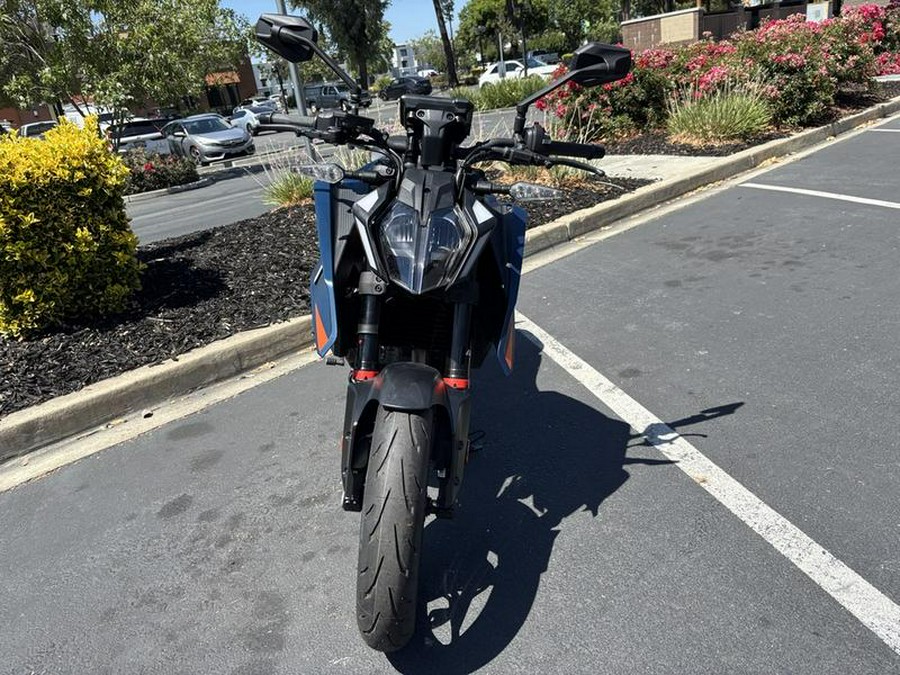 2026 KTM 390 Duke