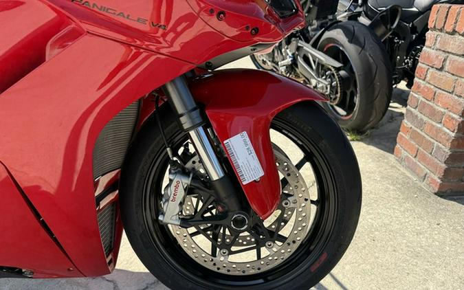 2025 Ducati Panigale V4 Ducati Red V4