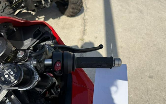 2025 Ducati Panigale V4 Ducati Red V4