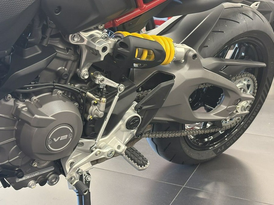 2026 Ducati Hypermotard V2