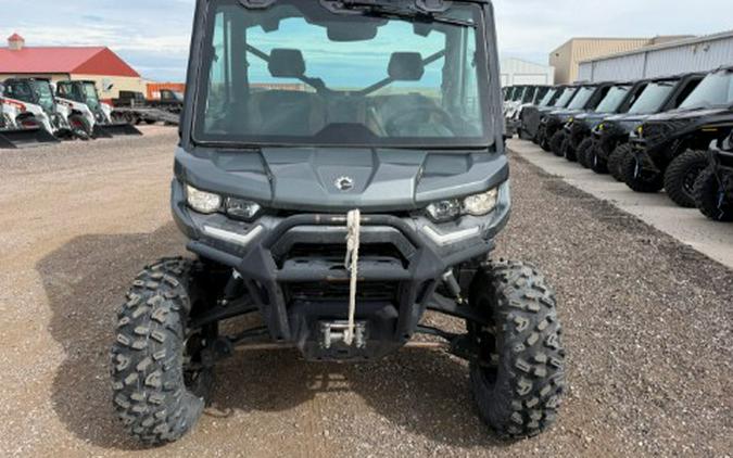 2023 Can-Am Defender Limited
