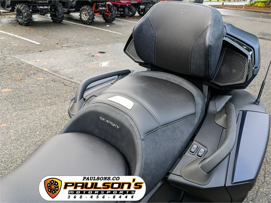 2022 Can-Am™ Spyder RT Sea-To-Sky