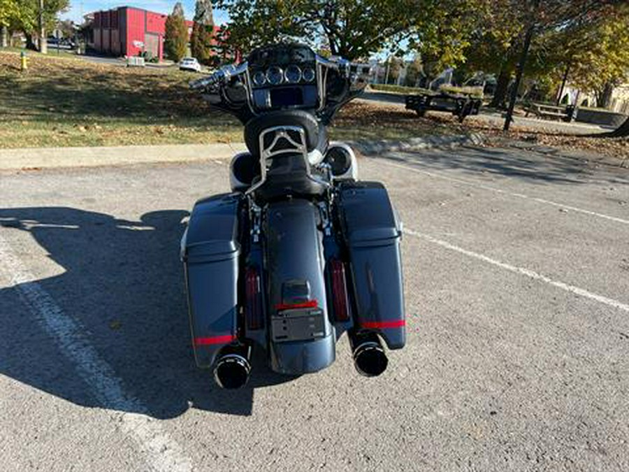 2019 Harley-Davidson CVO™ Street Glide®