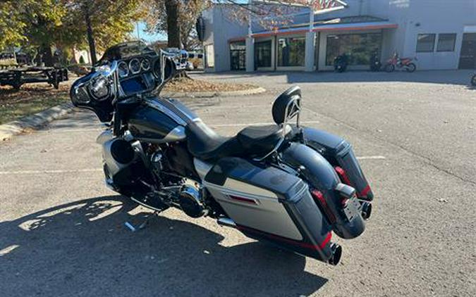 2019 Harley-Davidson CVO™ Street Glide®