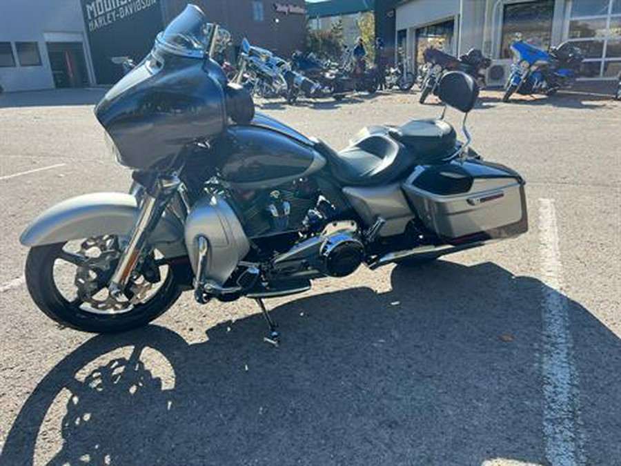 2019 Harley-Davidson CVO™ Street Glide®