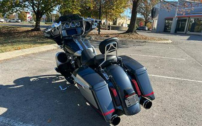 2019 Harley-Davidson CVO™ Street Glide®