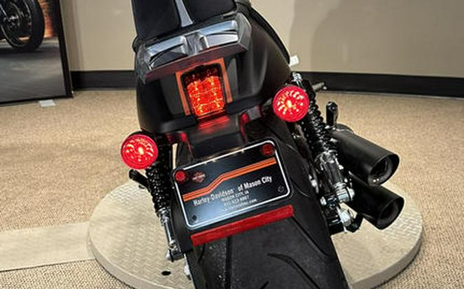 2013 Harley-Davidson® VRSCDX - V-Rod® Night Rod® Special