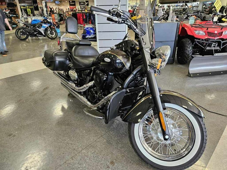 2023 Kawasaki Vulcan® 900 Classic