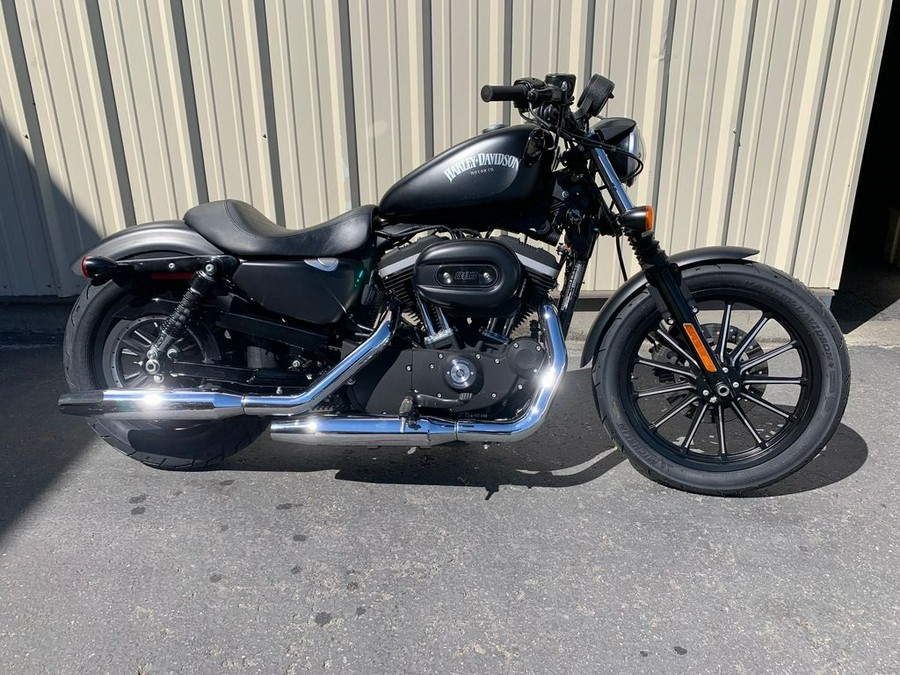 2012 Harley-Davidson® XL883N - Sportster® Iron 883™