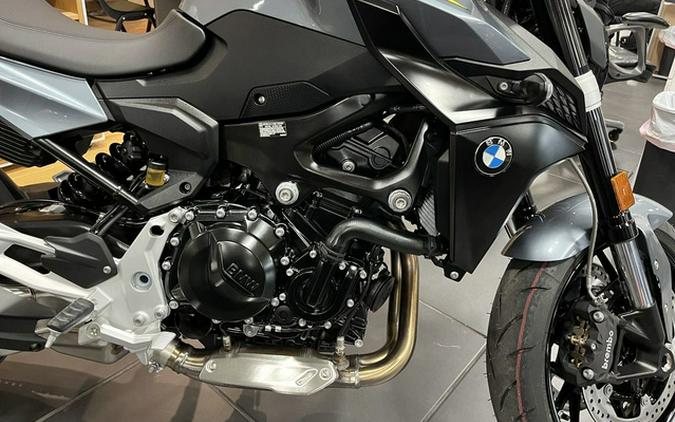 2023 BMW F 900 R Exclusive