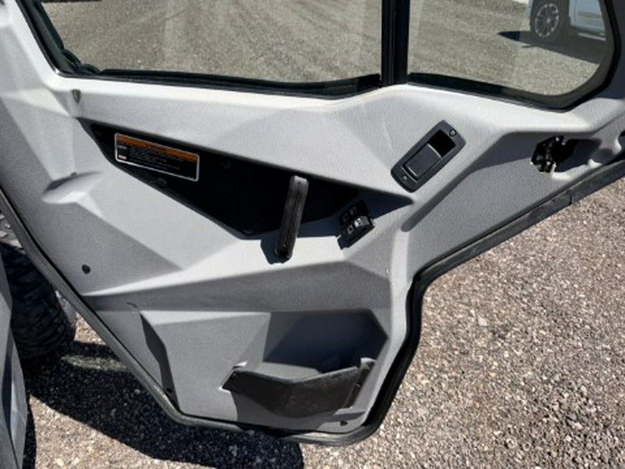 2020 Can-Am Defender Limited HD10