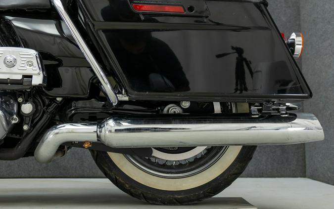 2010 HARLEY DAVIDSON FLHRC ROAD KING CLASSIC