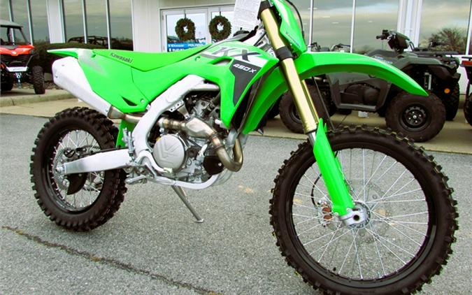 2024 Kawasaki KX450 First Look [9 Fast Facts, Specs, Photos]