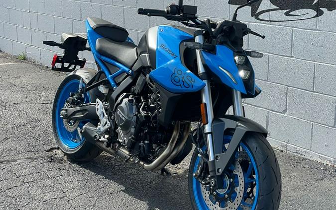 2024 Suzuki GSX-8S