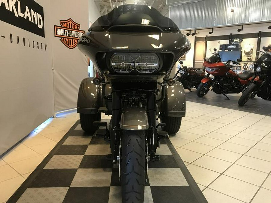 2023 Harley-Davidson® FLTRT - Road Glide® 3