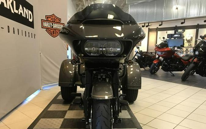 2023 Harley-Davidson® FLTRT - Road Glide® 3