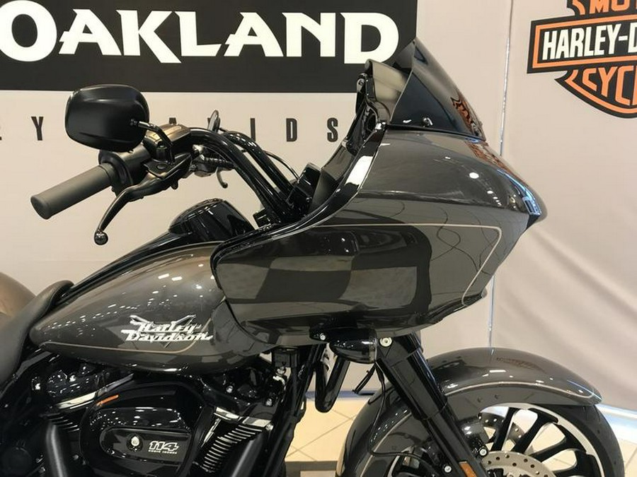 2023 Harley-Davidson® FLTRT - Road Glide® 3