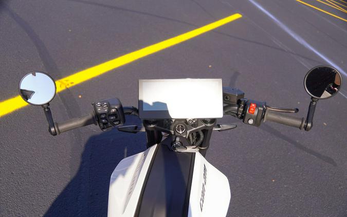 2025 Can-Am Pulse White