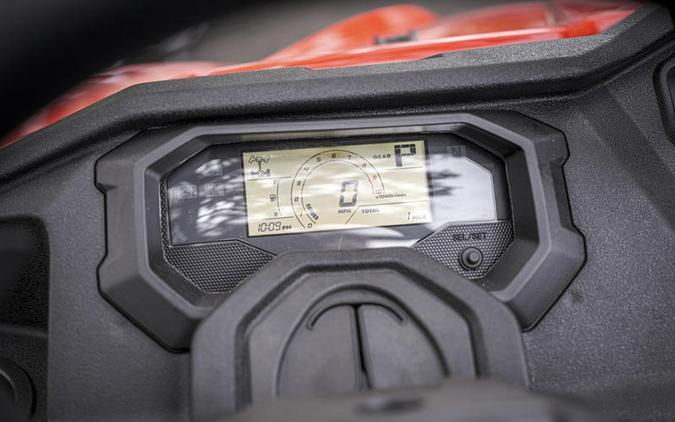 2025 Honda® Pioneer 1000-6 Deluxe Crew