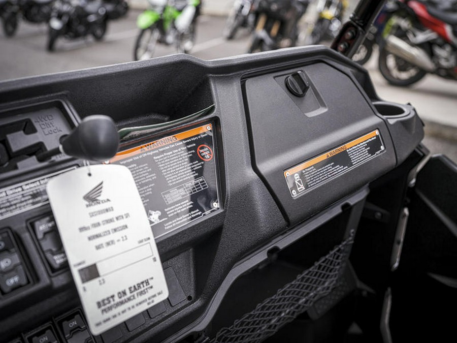 2025 Honda® Pioneer 1000-6 Deluxe Crew