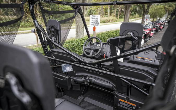 2025 Honda® Pioneer 1000-6 Deluxe Crew