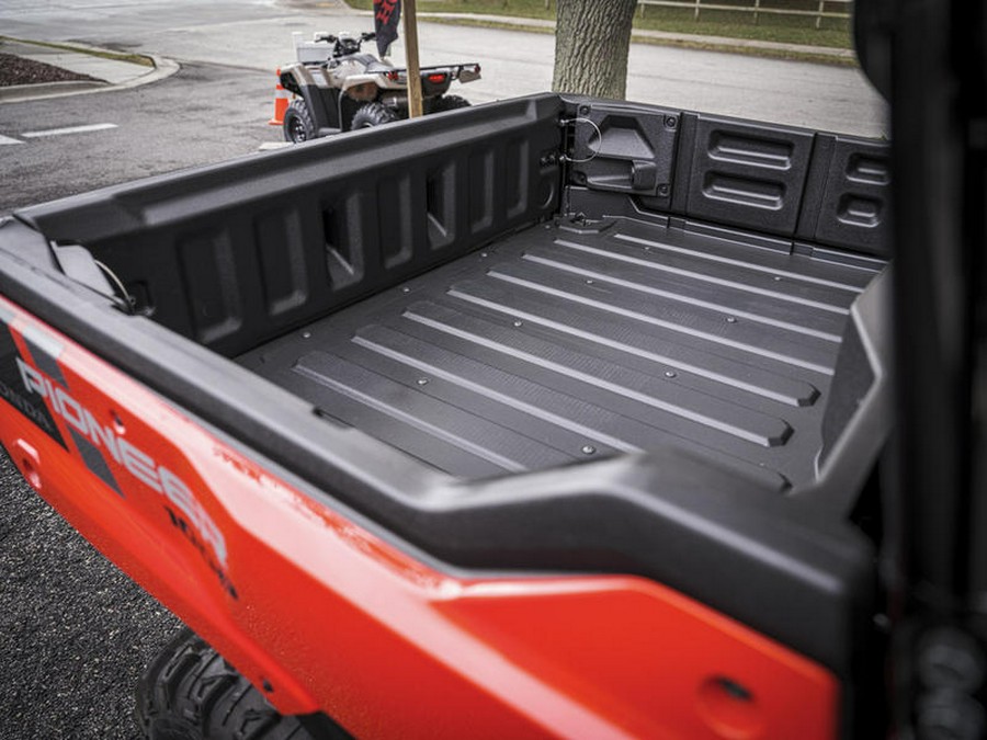 2025 Honda® Pioneer 1000-6 Deluxe Crew