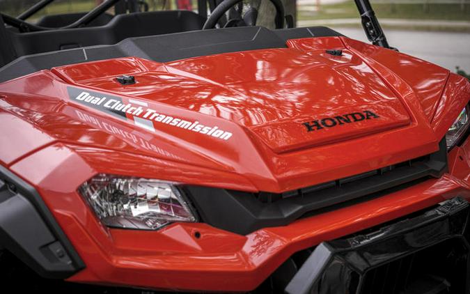2025 Honda® Pioneer 1000-6 Deluxe Crew