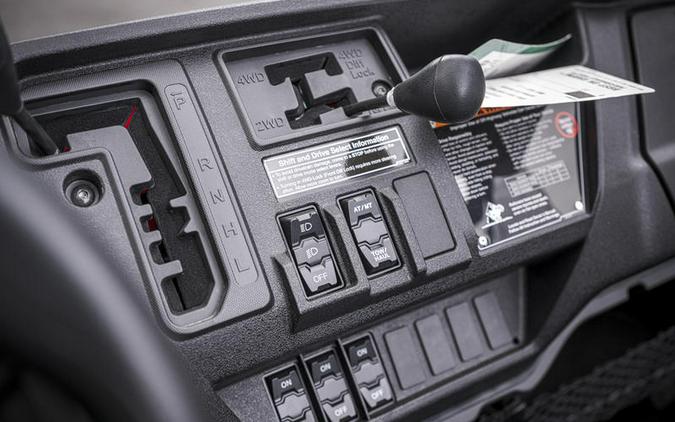 2025 Honda® Pioneer 1000-6 Deluxe Crew